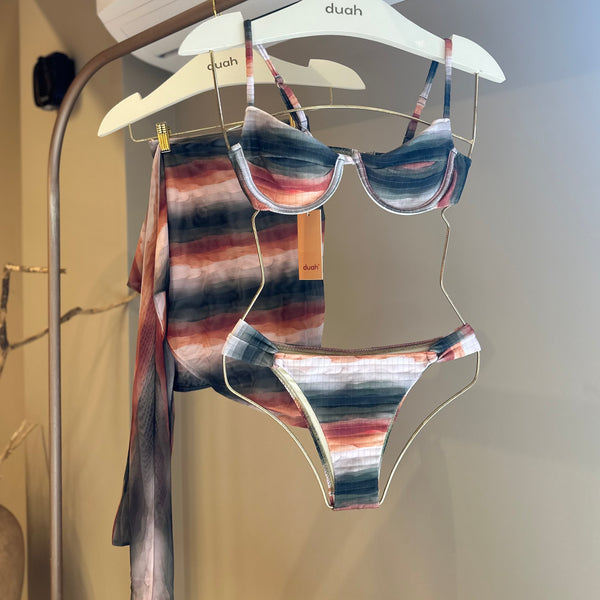 Combo Biquíni e Saia - Combo M