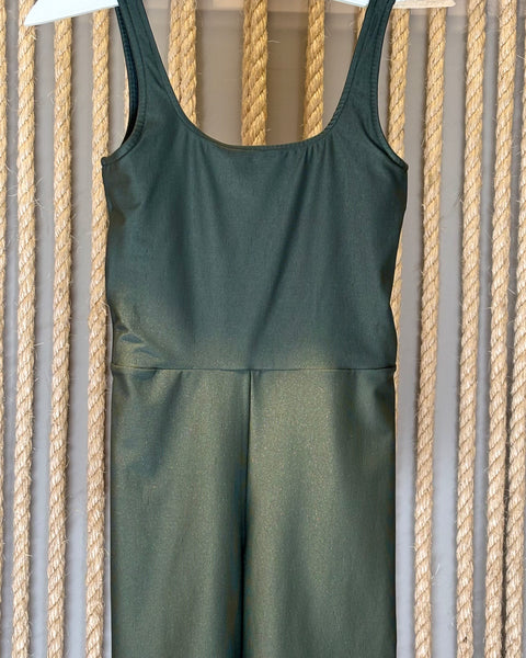 Macacão Atenas Curto - Verde Musgo